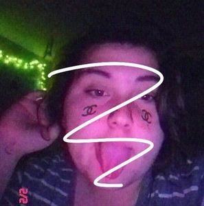 Meet your Posher, Kaylen